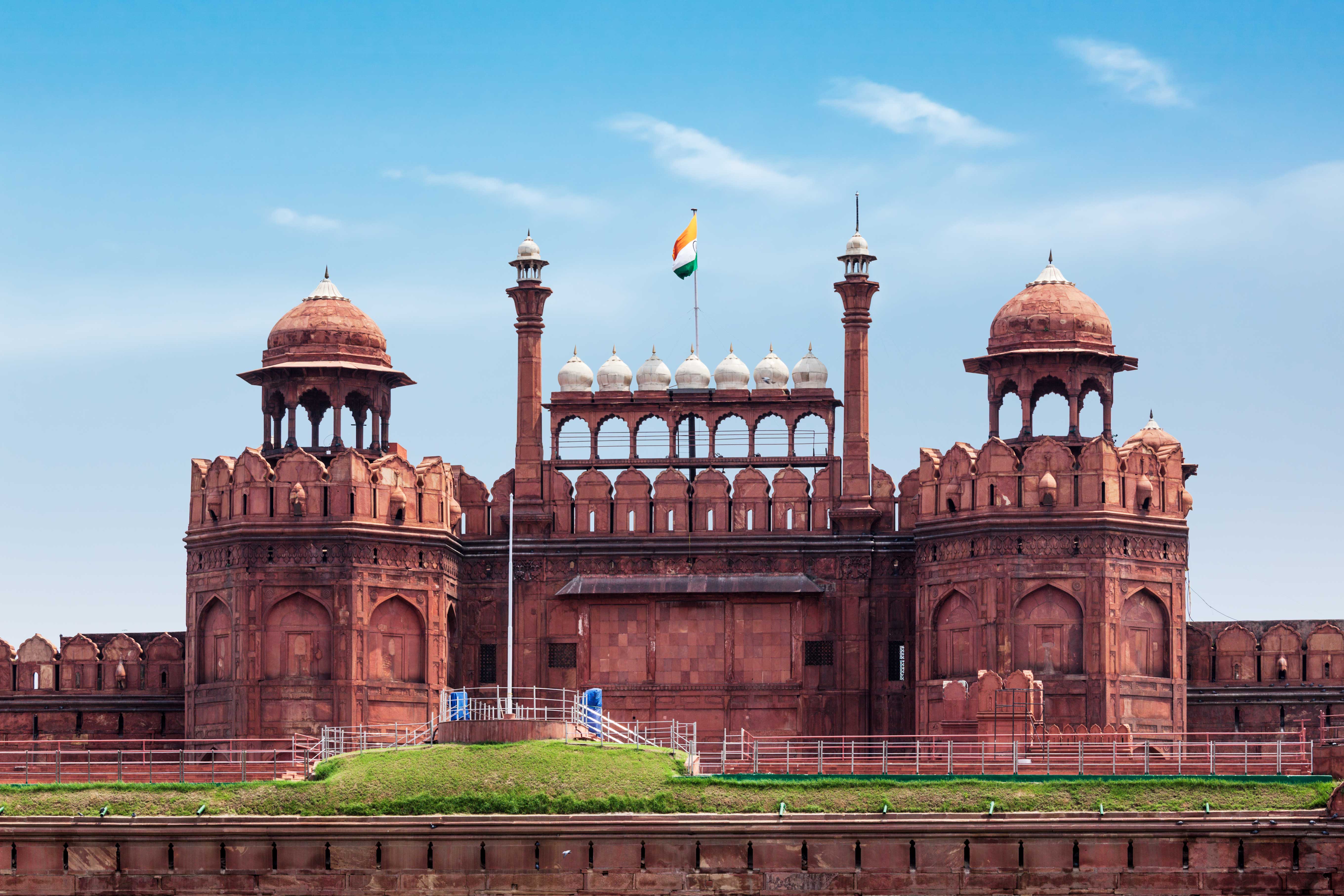 Top 10 Famous Historical Places And Monuments In India 5861